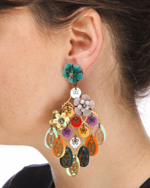 DRAMATIC AND COLORFUL EARRINGS