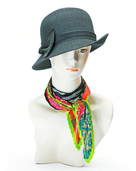 PLEATED SCARF